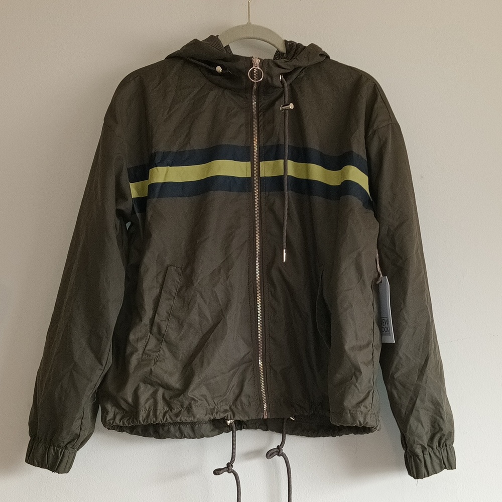 New Look Unisex Windbreaker Jacket Size Large Olive Green Full Zip With A Hoodie